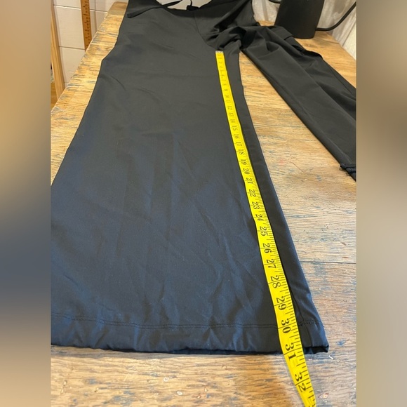 🖤 Old Navy Black Quick-Dry Utility Pants – Size M tall – NWOT🖤 - Picture 5 of 8